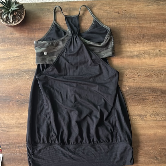Lululemon no limit tank top with attached bra black and green camouflage 8 - Picture 6 of 8